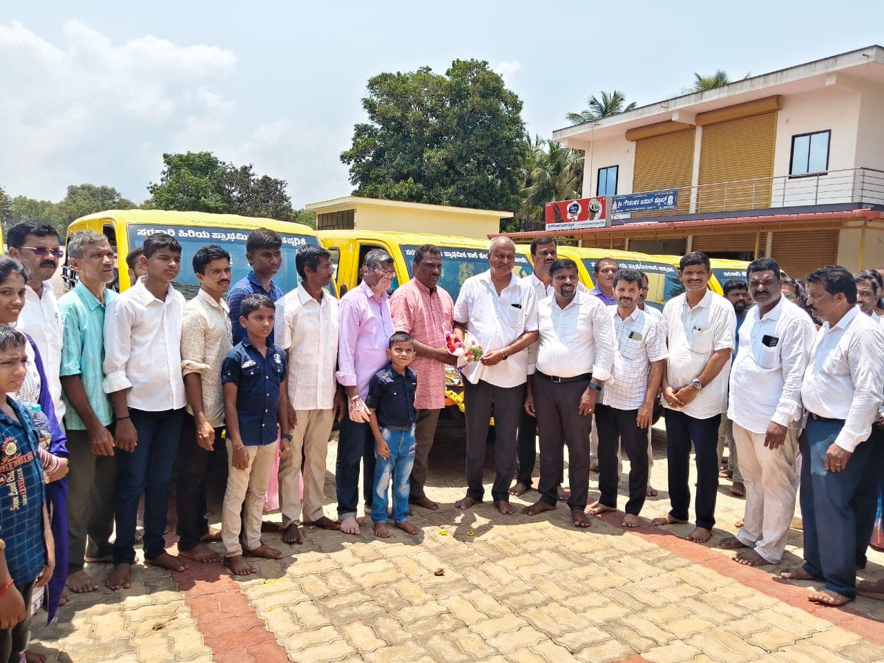School Vans Donation - photo 7